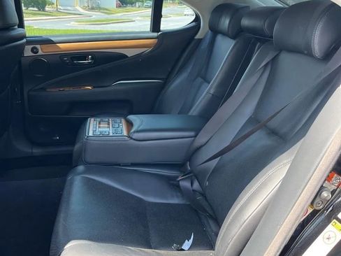 Used 2016 Lexus LS 460 L w/ Ultra Luxury Package AWD/4WD image 24