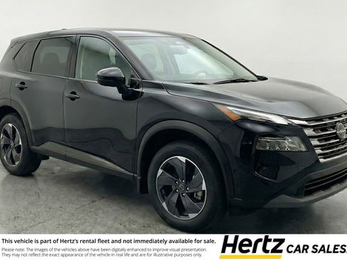 Used 2025 Nissan Rogue SV AWD/4WD image 1