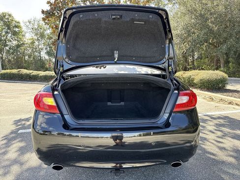 Used 2013 INFINITI M37 w/ Premium Pkg image 28