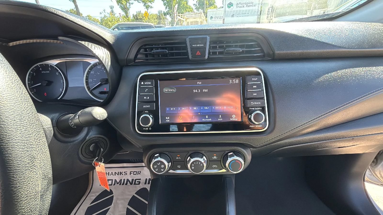 Used 2025 Nissan Versa S FWD image 13
