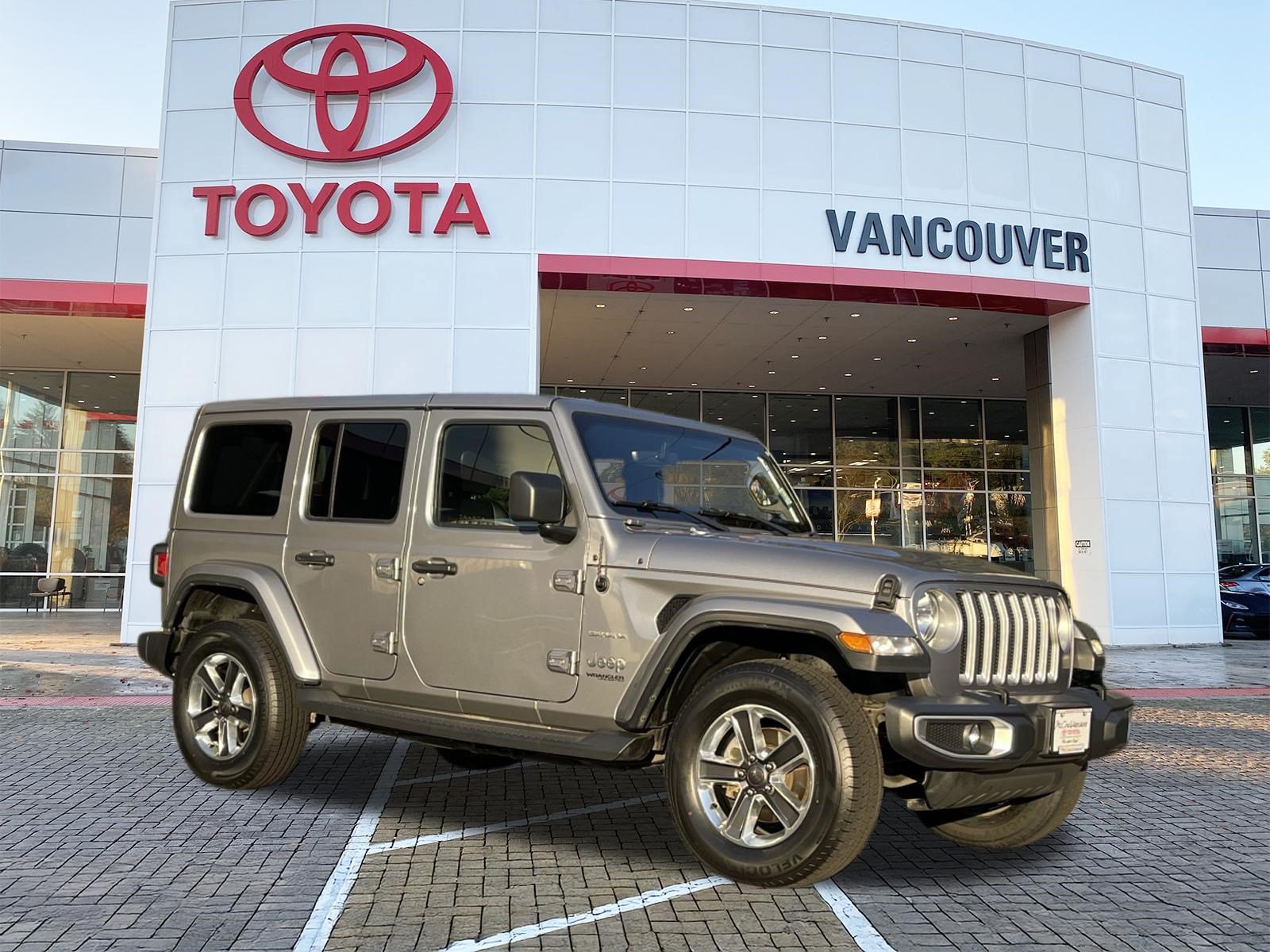 Used 2018 Jeep Wrangler Unlimited Sahara AWD/4WD image 1