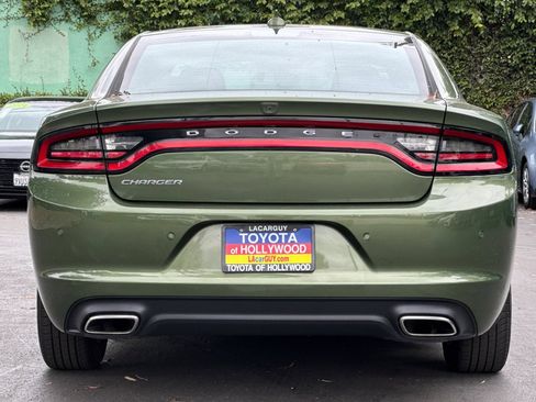 Used 2023 Dodge Charger SXT RWD image 5