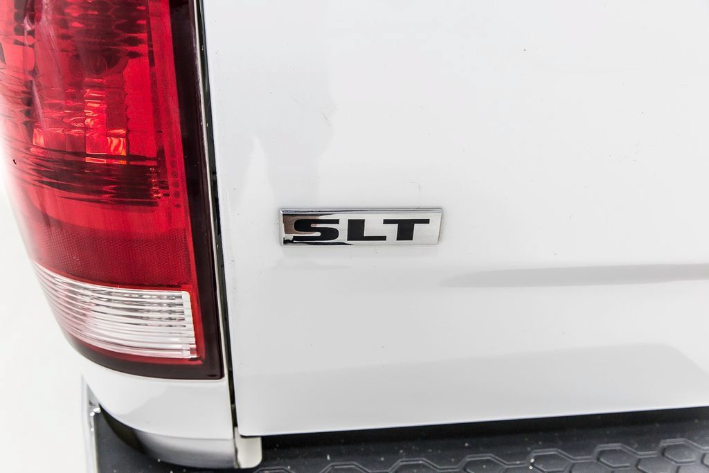 Used 2022 RAM 1500 Classic SLT RWD image 11