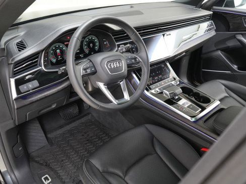 Used 2023 Audi Q8 Premium Plus w/ Premium Plus Package image 39