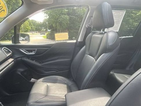 Certified 2023 Subaru Forester Touring AWD/4WD image 40