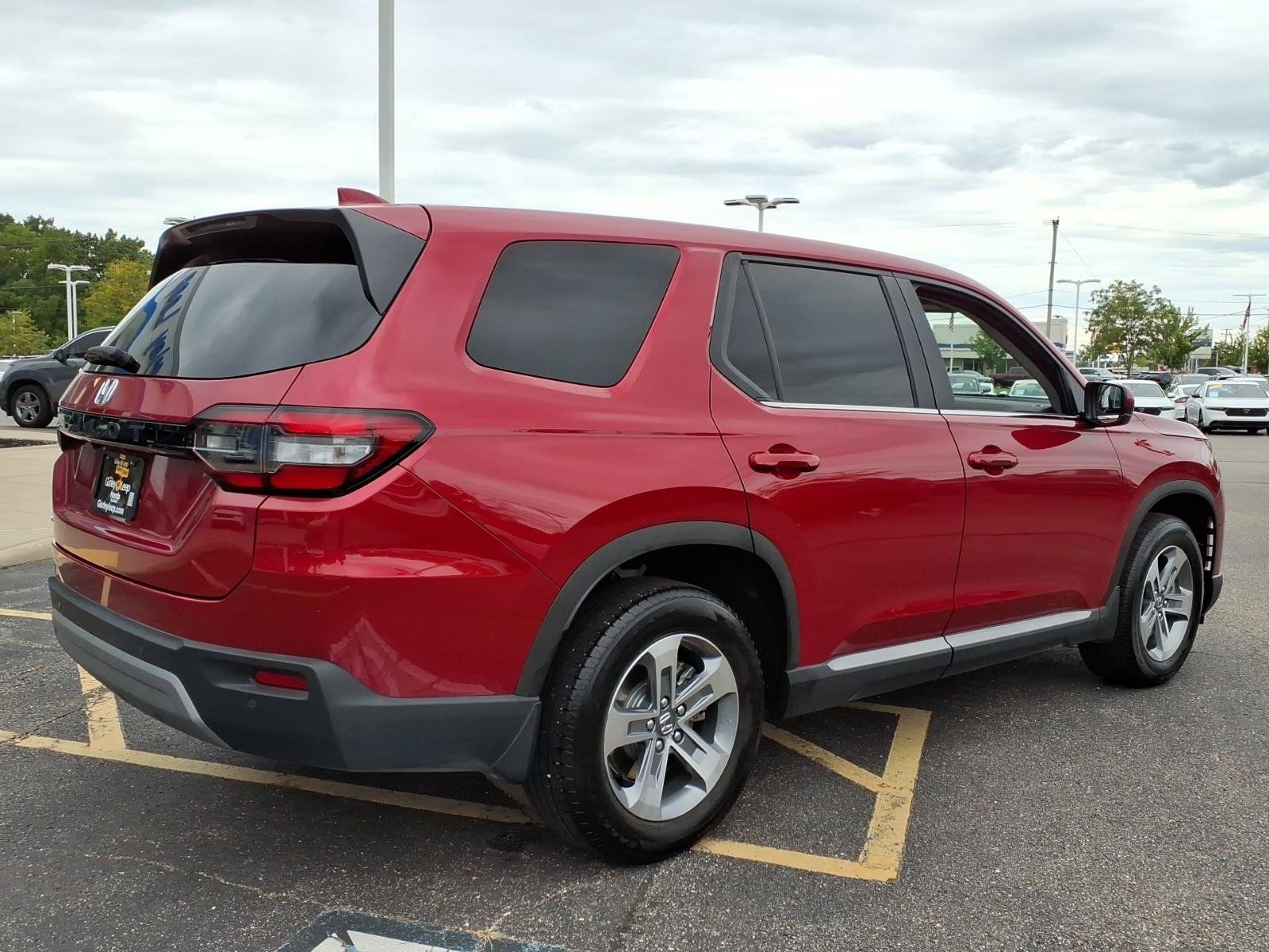 Certified 2025 Honda Pilot EX-L image 11