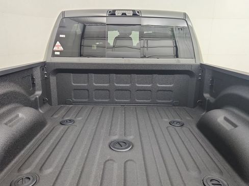 New 2026 RAM 2500 Laramie AWD/4WD image 23