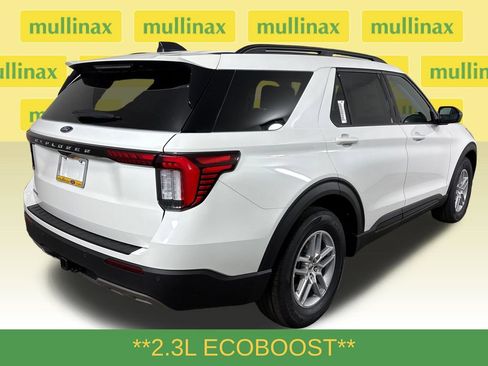 New 2026 Ford Explorer Active w/ Active Comfort Package RWD image 4