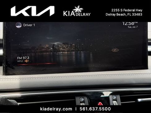 Used 2022 Genesis G70 2.0T w/ Prestige Package RWD image 19