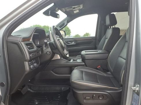 Certified 2024 Chevrolet Tahoe Premier AWD/4WD image 16