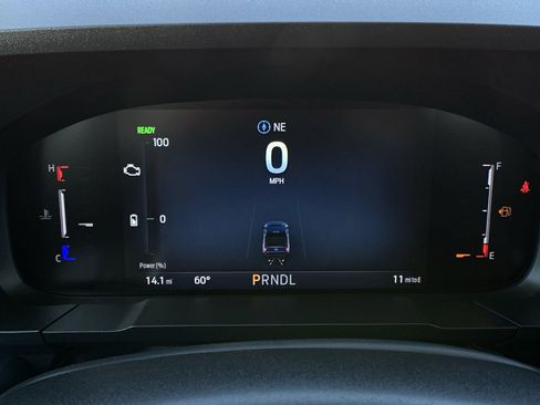 New 2025 Ford Maverick XL image 38