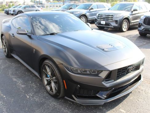 Used 2024 Ford Mustang Dark Horse RWD image 7