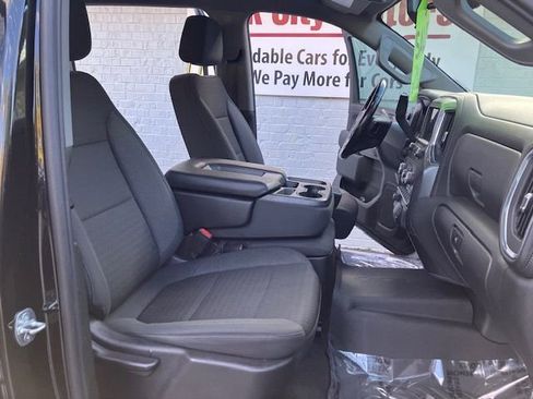 Used 2021 Chevrolet Silverado 1500 RST image 11