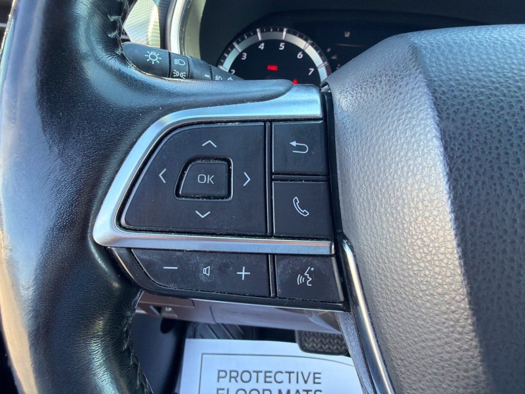 Used 2021 Toyota Highlander Platinum AWD/4WD image 20