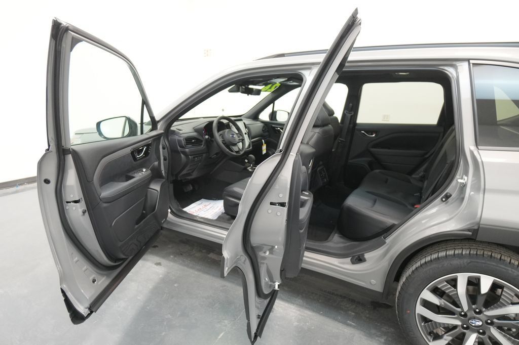 Used 2026 Subaru Forester Touring AWD/4WD image 29
