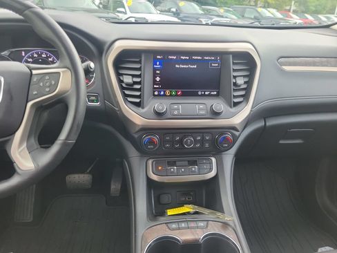Used 2021 GMC Acadia Denali w/ Denali Technology Package FWD image 20