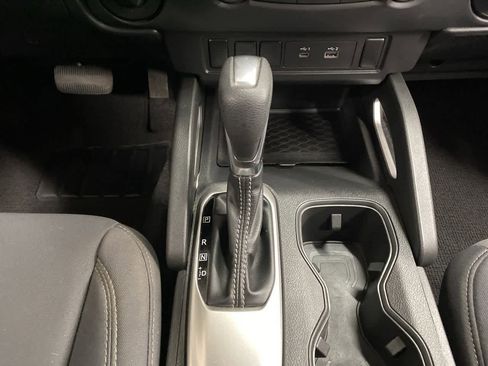 Used 2023 Nissan Frontier SV image 26