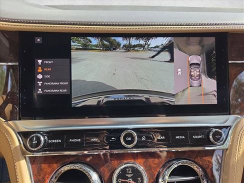 Used 2022 Bentley Continental GT AWD/4WD image 12