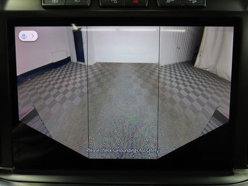 Used 2024 Ford F250 Lariat w/ Lariat Ultimate Package image 18