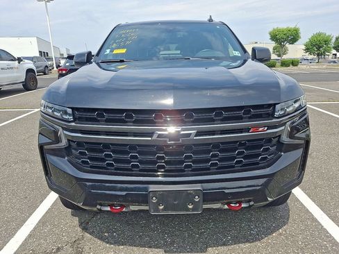 Certified 2022 Chevrolet Tahoe Z71 w/ Luxury Package AWD/4WD image 2