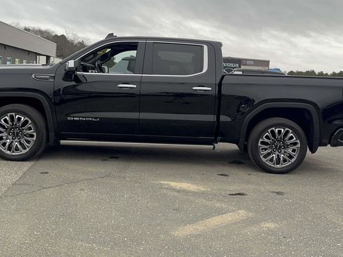 Used 2023 GMC Sierra 1500 Denali Ultimate image 4