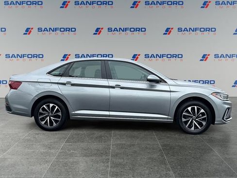 Used 2025 Volkswagen Jetta S FWD image 6