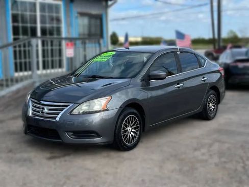 Used 2015 Nissan Sentra S image 1