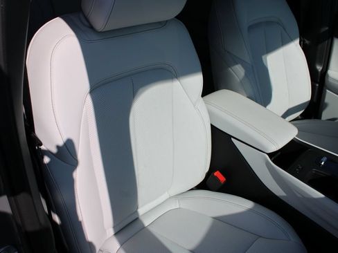 New 2026 Jeep Cherokee Limited AWD/4WD image 15