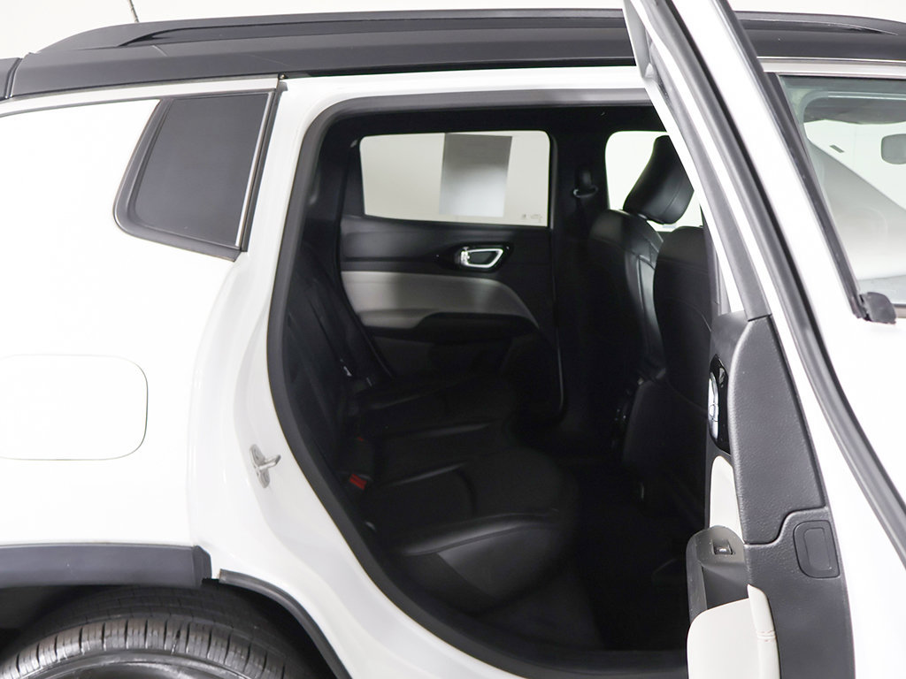 Used 2023 Jeep Compass Limited AWD/4WD image 31
