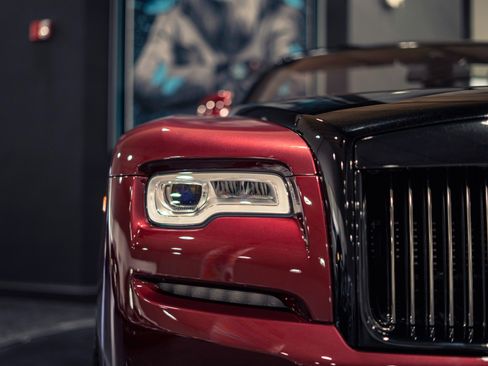 Used 2019 Rolls-Royce Dawn image 7
