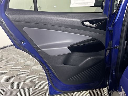 Used 2021 Volkswagen ID.4 Pro S w/ Gradient Package image 20