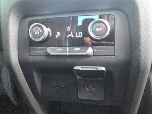 New 2026 Buick Enclave Sport Touring w/ Power Package image 17