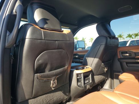 Used 2024 RAM 2500 Limited image 14