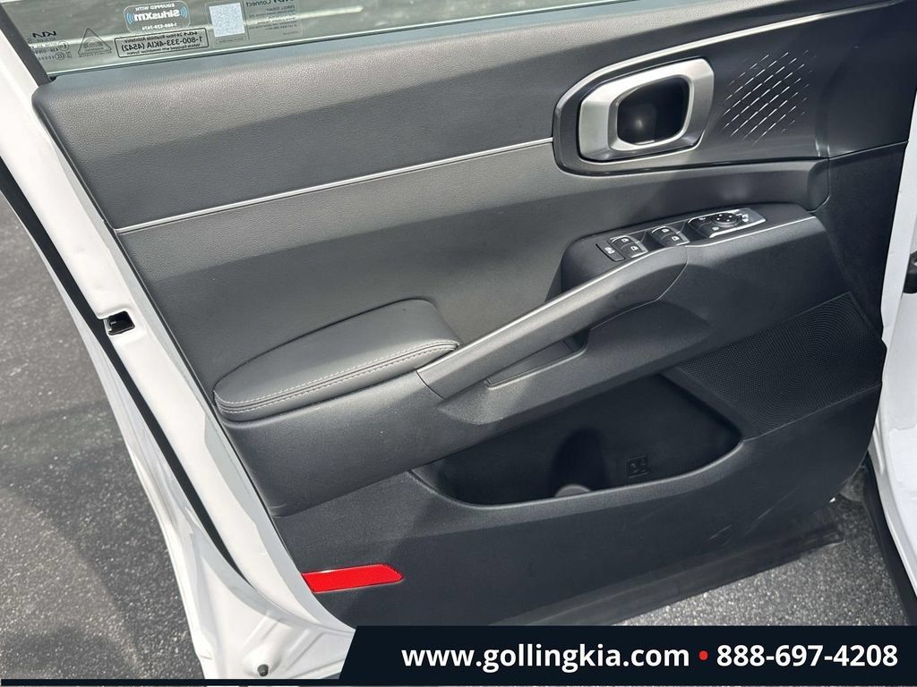 Certified 2026 Kia Sorento EX AWD/4WD image 15
