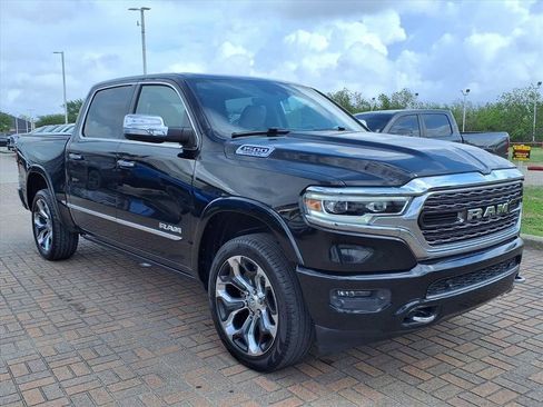 Used 2020 RAM 1500 Limited image 3