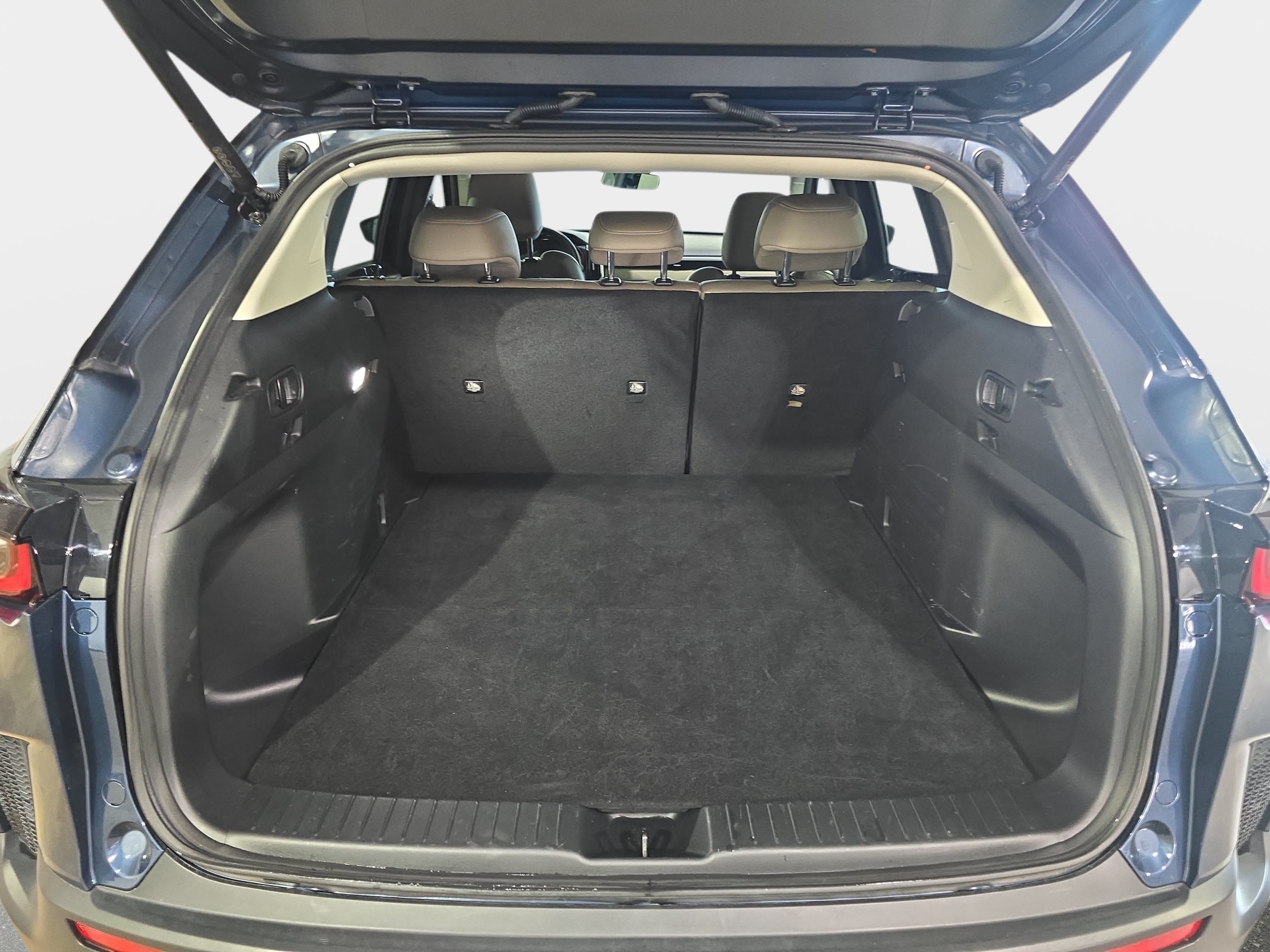 Used 2025 MAZDA CX-50 AWD 2.5 S w/ Premium Package image 28