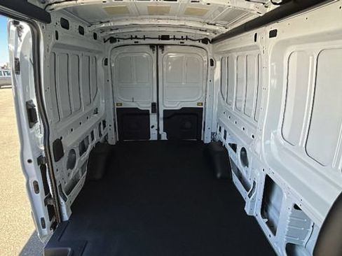New 2026 Ford Transit 250 148 Medium Roof RWD image 13