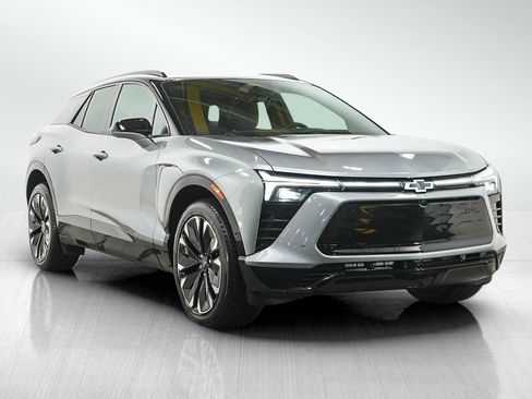Used 2026 Chevrolet Blazer EV RS w/ Super Cruise Package AWD/4WD image 7