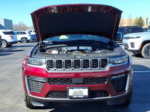 New 2026 Jeep Grand Cherokee Limited image 19