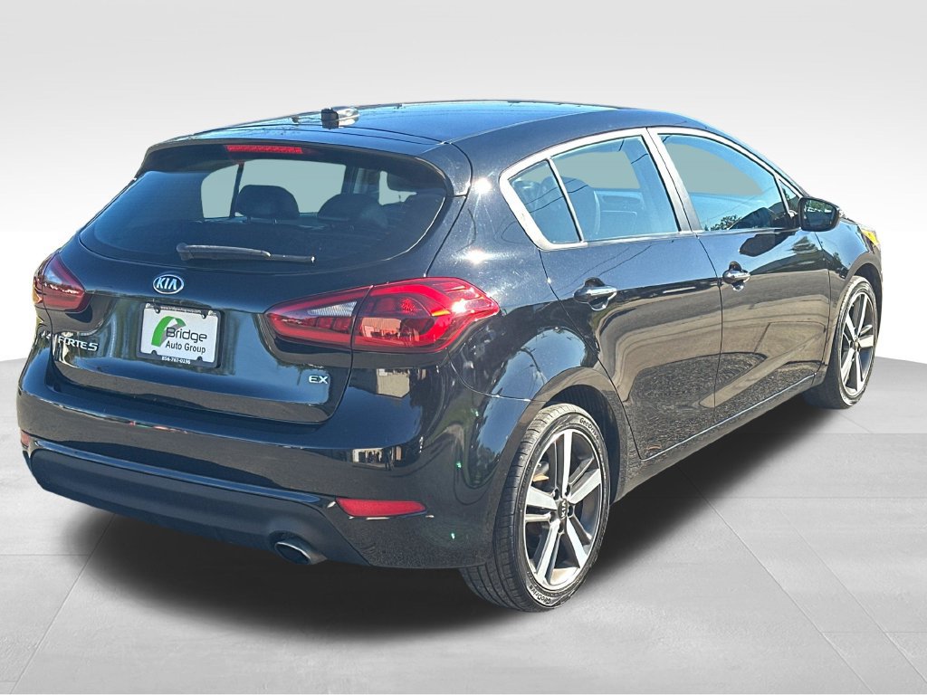 Used 2017 Kia Forte EX FWD image 8