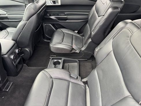 Used 2020 Ford Explorer ST w/ ST Street Pack image 4