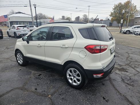 Used 2020 Ford EcoSport SE w/ SE Convenience Package image 5