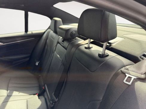 Used 2023 BMW 530i w/ M Sport Package image 31