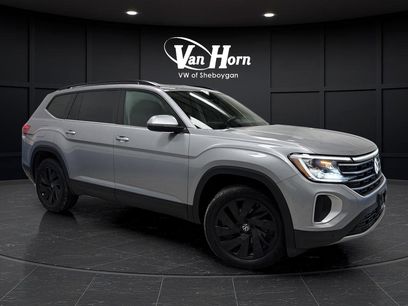 Used 2024 Volkswagen Atlas SE w/ Panoramic Sunroof Package