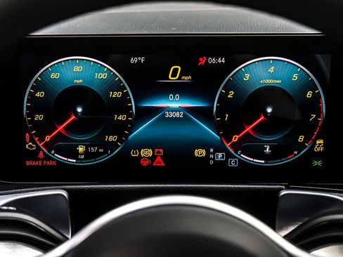 Used 2022 Mercedes-Benz GLB 250 4MATIC image 20