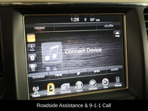 Used 2017 Jeep Grand Cherokee Limited w/ Luxury Group II image 34