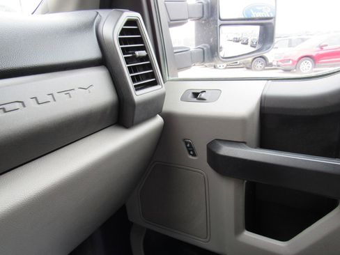 Used 2020 Ford F350 XL w/ Power Equipment Group image 24