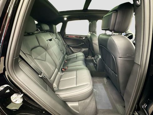 New 2026 Porsche Macan AWD/4WD image 29