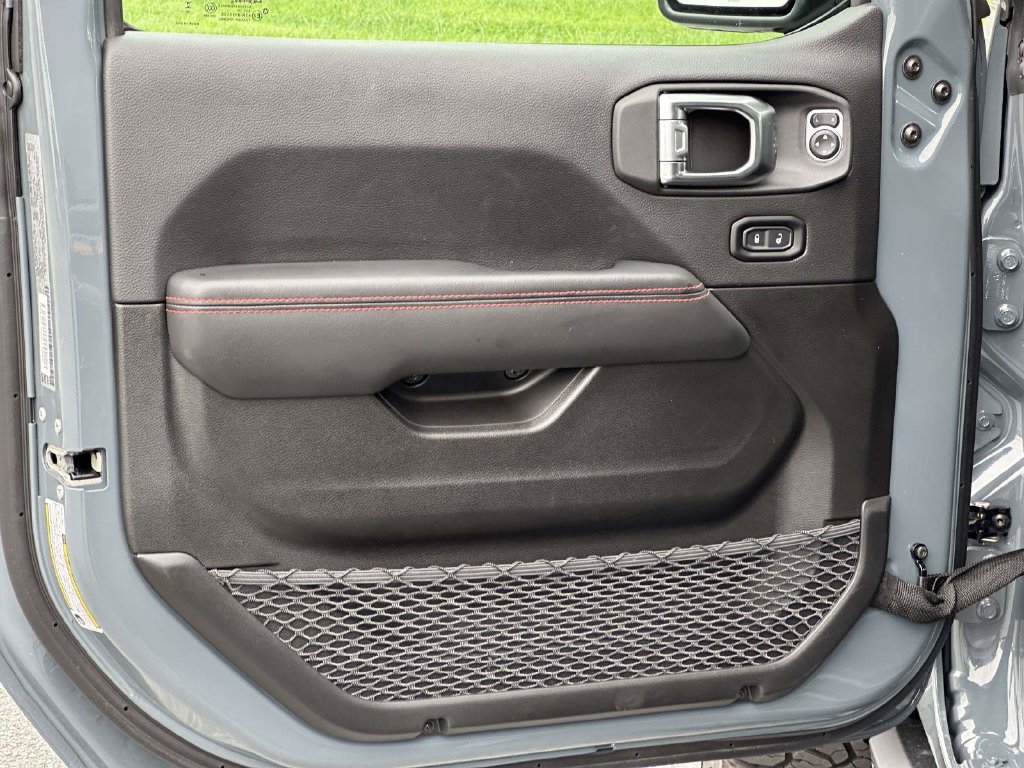 Used 2026 Jeep Wrangler Rubicon w/ Safety Group AWD/4WD image 14