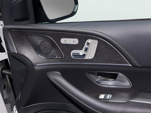 New 2026 Mercedes-Benz GLE 450 4MATIC image 8